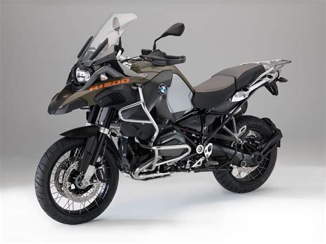 2015 BMW R1200GS Adventure Review