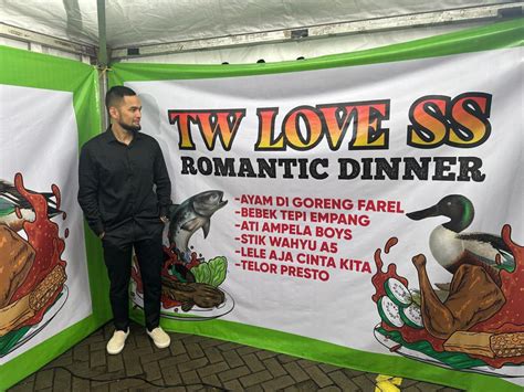 Momen Anniversary Ke Shireen Sungkar Dan Teuku Wisnu