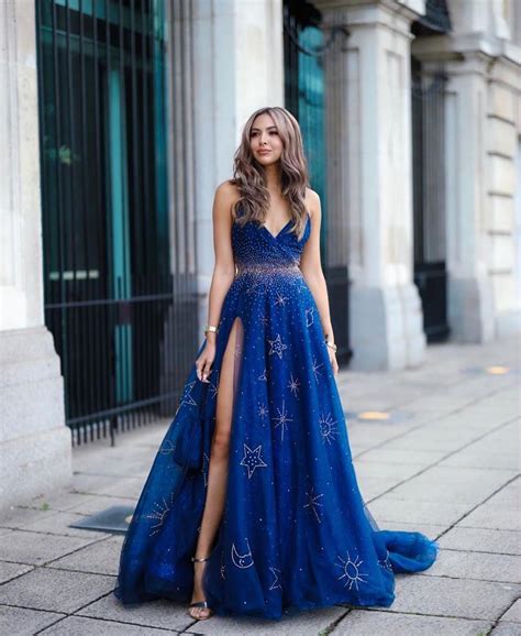 9+Modern Midnight Blue Prom Dresses - Hector LifeDesign