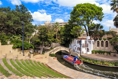 15 Best Things To Do On The San Antonio Riverwalk - Texas Travel 365