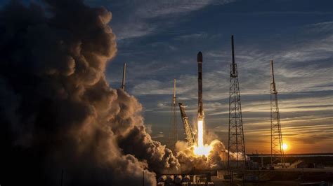 SpaceX Launches Batch Of 21 New V2 Mini Starlink Satellites To Orbit