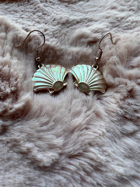 Iridescent Pink Shell Earrings Etsy