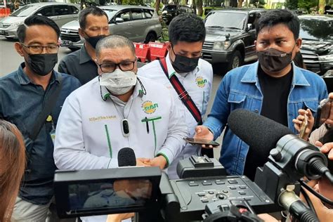 Pemuda Pancasila Minta Kapolri Tangkap Junimart Girsang