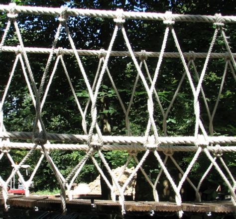 How To Build A Rope Bridge - WoodWorking Projects & Plans