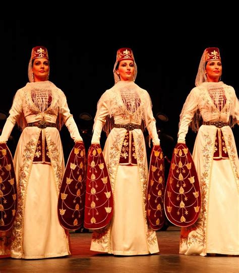 Alan - Folk Ensemble of the North Ossetia-Alania | Национальный, Костюм ...