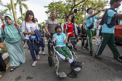 Peringatan Hari Disabilitas Internasional Antara Foto