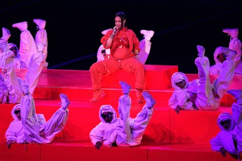 Super Bowl Halftime Show 2023: Photos Of Rihanna’s Performance ...