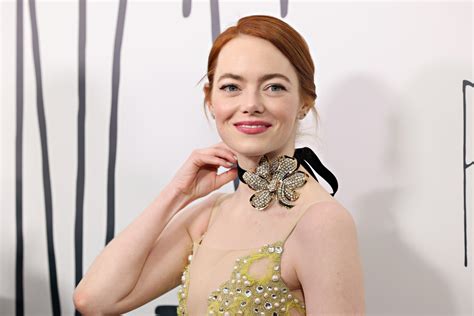 Emma Stones Take On The Ribbon Choker Trend Involves A Lot Of Bling