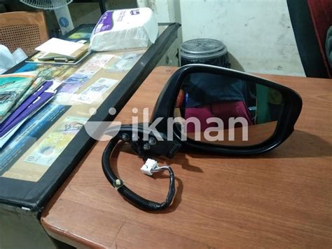 Honda Fit Shuttle Side Mirror Right In Piliyandala Ikman