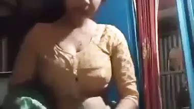 Bhabhi Naked Show After Stripping Saree Fsi Blogs Indian Amateur Sex