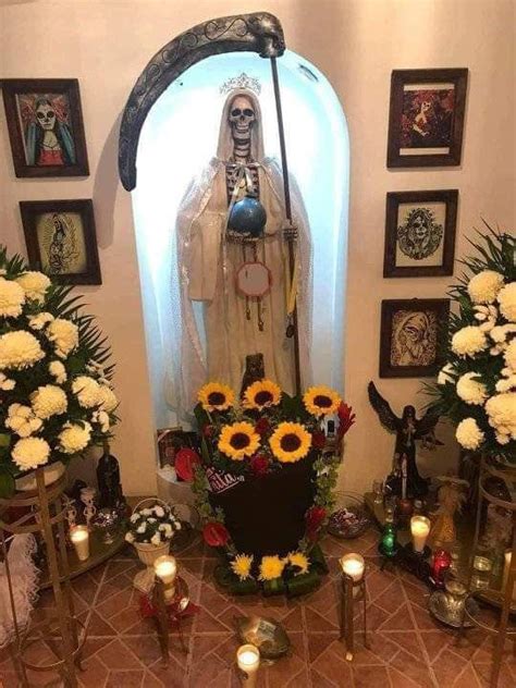 Pin on Санта Муэрте Santa Muerte