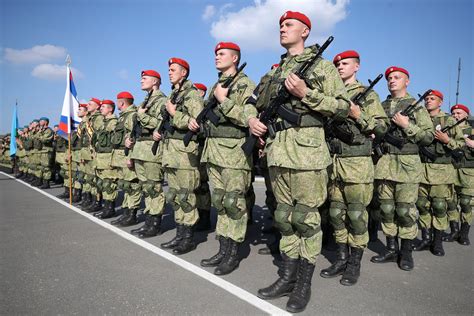 Russia uses new hardware at big military drills | Reuters