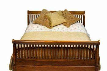 How To Paint A Wooden Bed Wooden Bed Bed Frame Bed