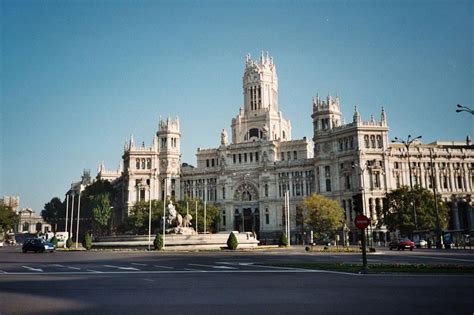 Plaza de Cibeles, Madrid - Map, Facts, Location, Attractions, Tour