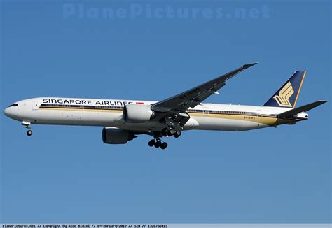 Picture Singapore Airlines Boeing 777 312 ER 9V SWS