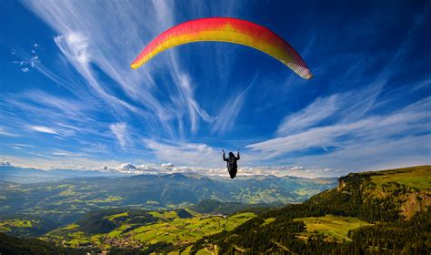 10 Popular Extreme Sports Around The World