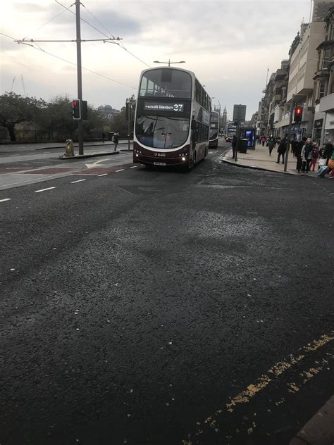 Lothian Buses Wright Eclipse Gemini 2 SN09CUV 316 Lothian Flickr