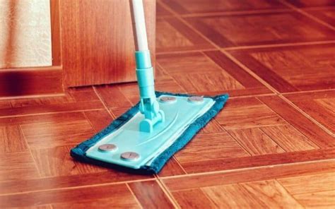 How To Mop Tile Floors Without Streaks Flooring Tips