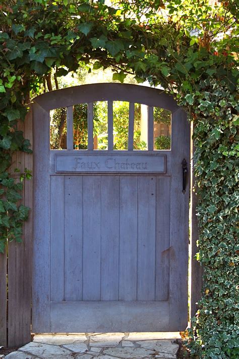 The Fence That Makes Good Neighborsneeds A Gate To Make Good Friends