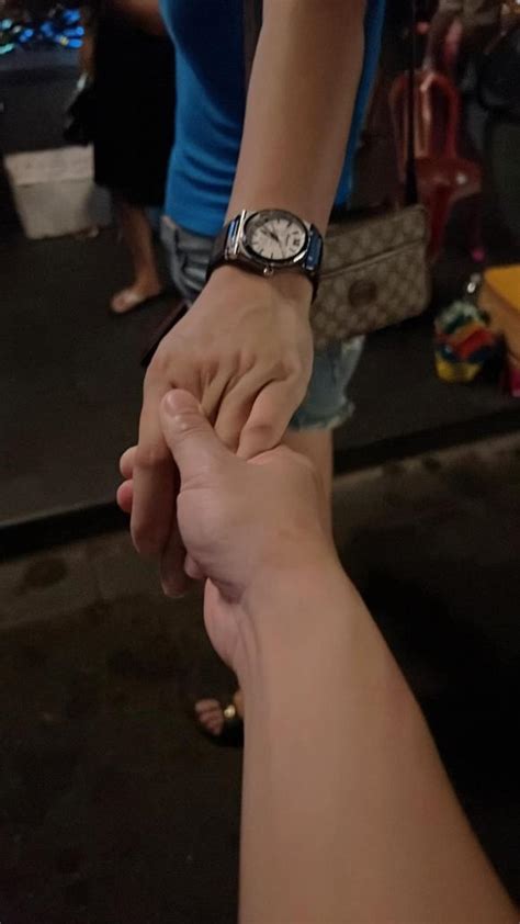 Hoa khôi bóng chuyền một thời Kim Huệ hiếm hoi đăng ảnh bikini khi đi du lịch cùng bạn trai mới