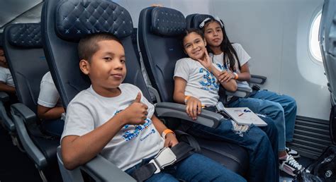 Copa Airlines celebra 30 años del Viaje Inolvidable ofreciendo a