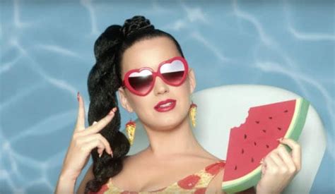 10 Best Katy Perry Songs of All Time - Singersroom.com