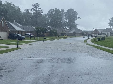 Rain Causes Flash Flooding In Rankin County