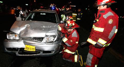 Conductor En Estado De Ebriedad Provoca Accidente En San Isidro Peru