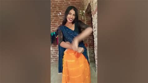 चूड़ियां बजाऊं कि बजाऊं कंगना बोल तुझे कैसे मैं जगाऊं Dance Sunita Dancemusic Sunitavlogs