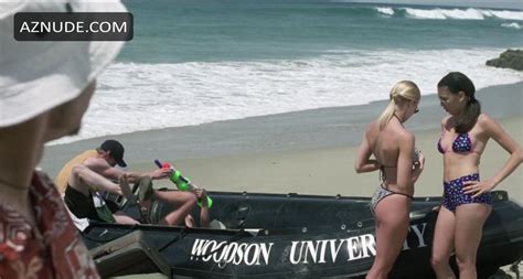 JULIA MENDOZA Nude AZNude