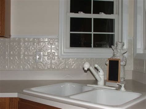 Even A White Tin Backsplash Adds Visual Interest Tin Backsplash Tin Backsplash Kitchen Tin