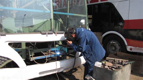 Fabricacion Y Reparacion De Carrocerias Para Buses Y Camiones Manpoa