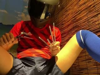 サッカー少年は自分のコックを傷つける Pornhub Gay