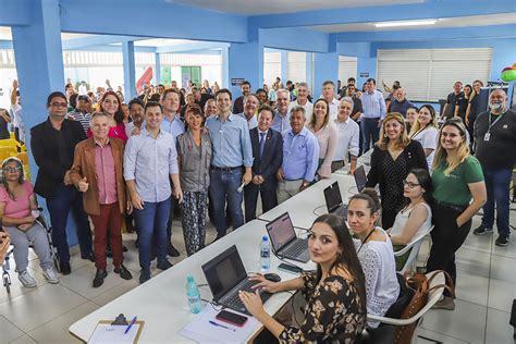 Eduardo Pimentel Recebe Comunidade Em Mutir O De Servi Os Gratuitos De