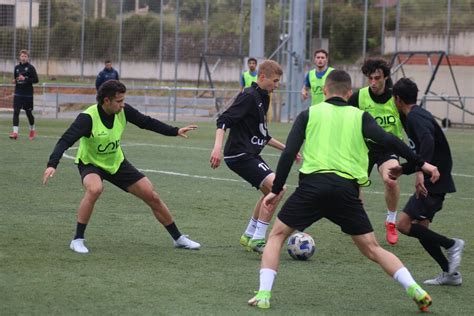 C Mo Entrenar La Velocidad En El F Tbol