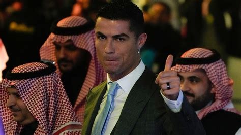 Soccer Great Ronaldo Embraces New Challenge With Saudi Arabias Al