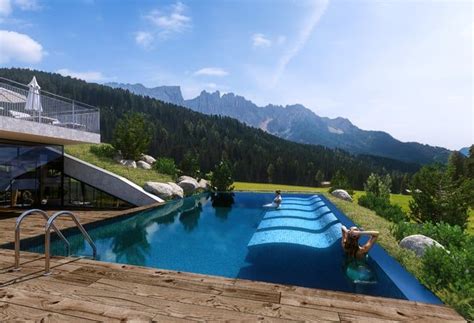 4 Hotel in den Dolomiten Südtirol Moseralm am Karersee Outdoor