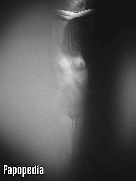 Mathilde Warnier Nude Leaks Photo 187538 Fapopedia