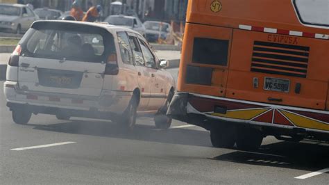 Niveles Altos De Contaminación Vehicular En Lima Y Callao Genera Un