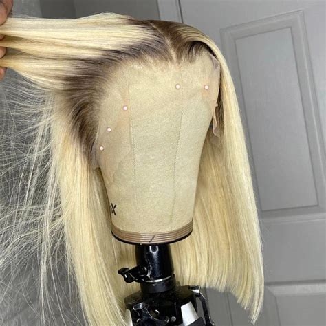 Kurze Honig Blonde Bob Per Cke X Spitze Frontal Per Cke Knochen