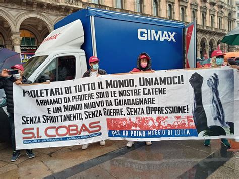 Proletari Comunisti Pc Maggio Milano Maggio Il Corteo Breve