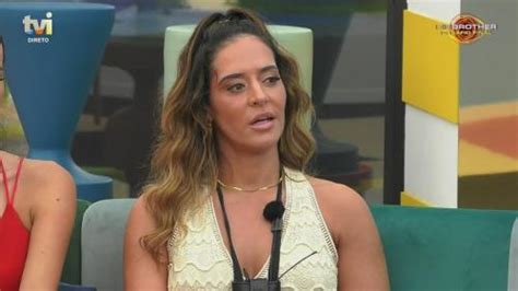 Bárbara após descobrir o que Diana disse sobre si nas suas costas Não