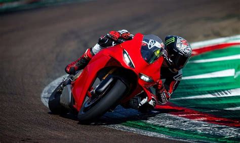 Ducati Panigale V Tutto Sulla Nuova Supersportiva Fp News Moto