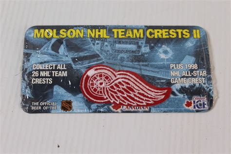 2 Molson Nhl Team Crests Ii Florida Panthers Detroit Redwings