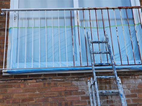 The Best Way To Paint Metal Railings Decorators Forum Uk