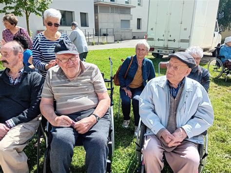 En Images Saint Martin En Haut La F Te D T De La Maison De Retraite