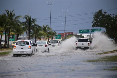 Lluvias Causan Severas Inundaciones En Playa Del Carmen Poresto