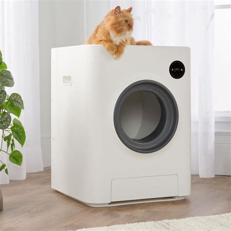 The Instant Self Cleaning Litter Box - Hammacher Schlemmer