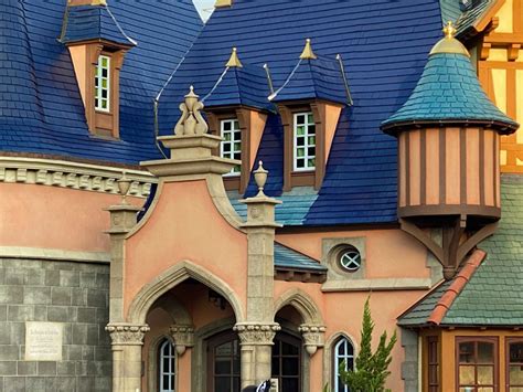 PHOTOS Fantasyland Roof Repainting To Match Cinderella Castle