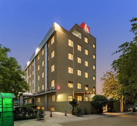 INDE HOTEL CYBER CITY - Prices & Reviews (Gurugram (Gurgaon), India)